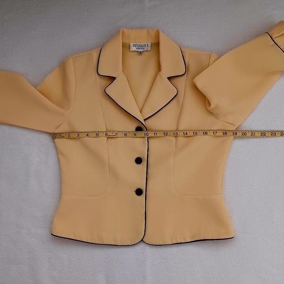 STUDIO I Suit of Black Floral Dress & Yellow Jacket, size 8p - Picture 12 of 16